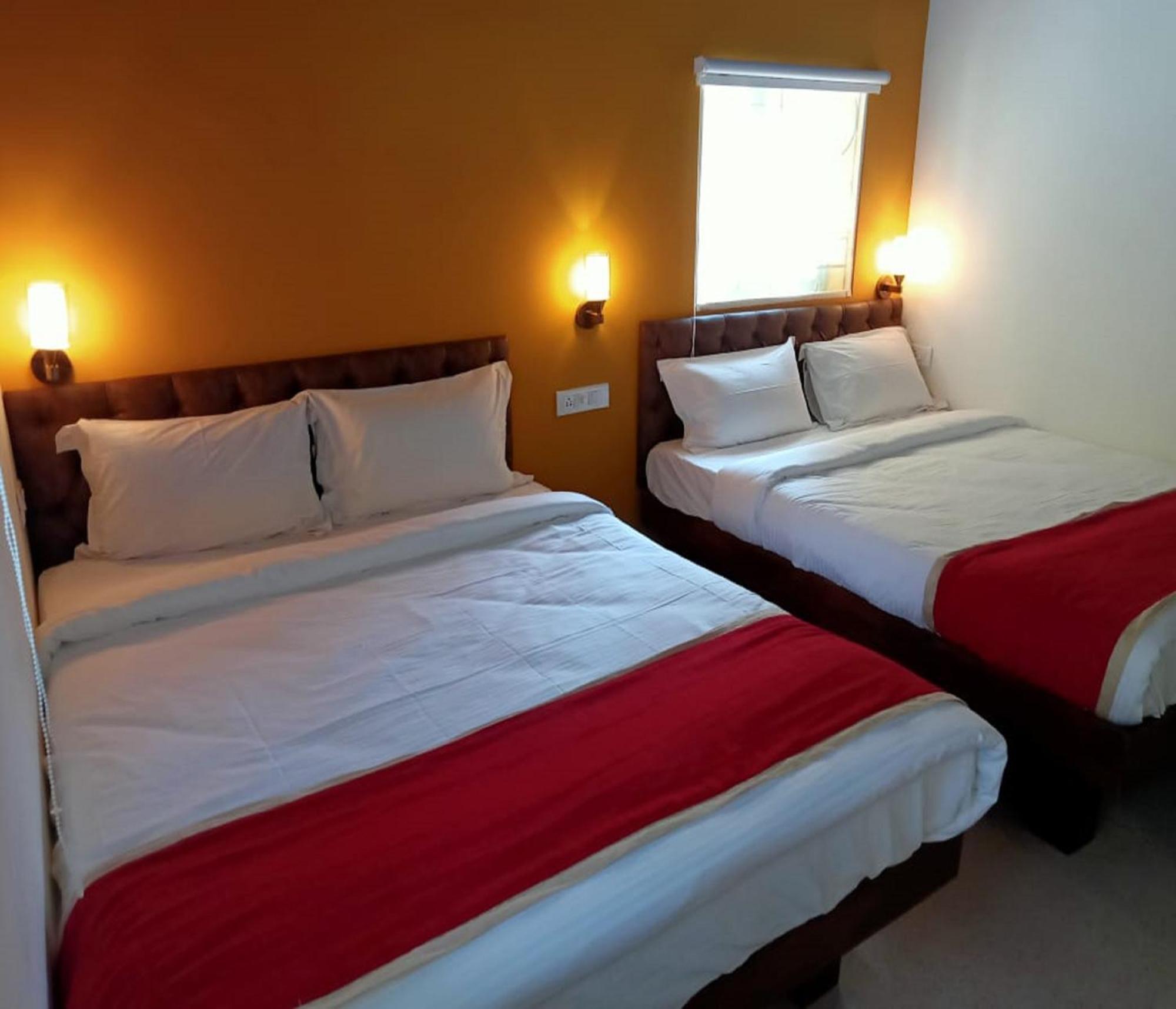 Lar Amorosa Boutique Hotel - Goa Калангуте Екстериор снимка