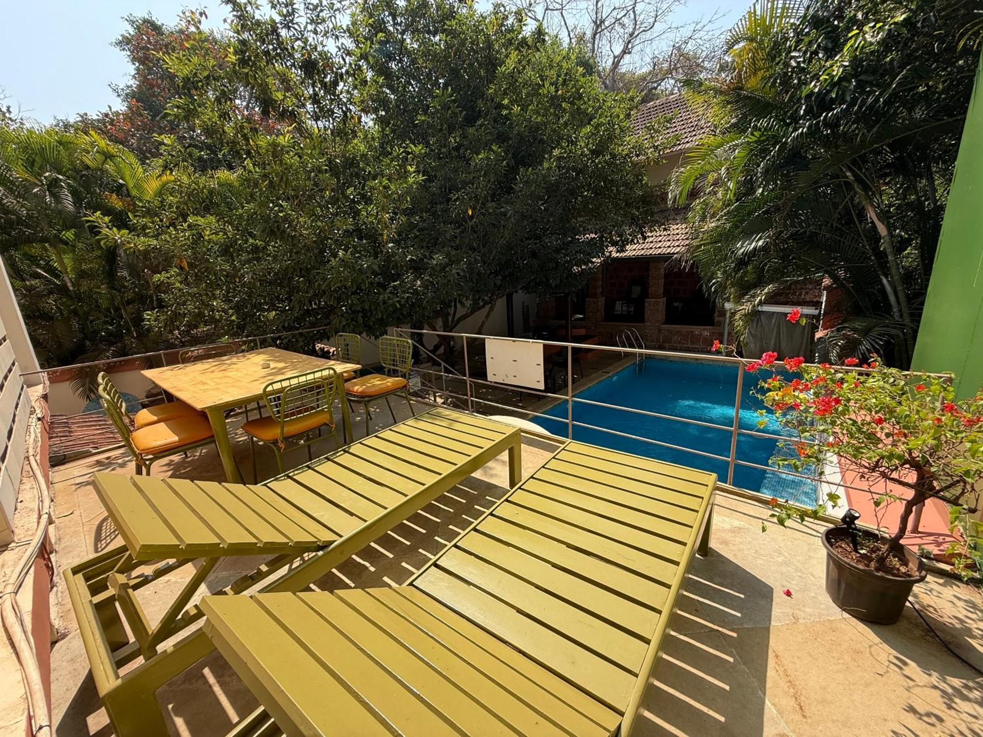Lar Amorosa Boutique Hotel - Goa Калангуте Екстериор снимка
