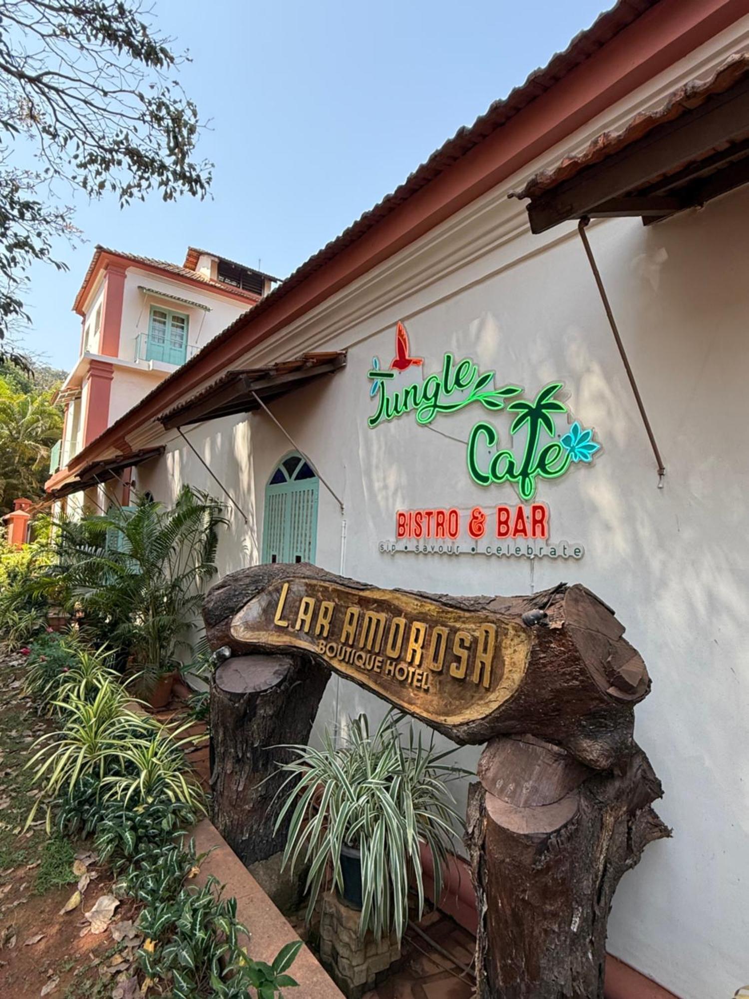 Lar Amorosa Boutique Hotel - Goa Калангуте Екстериор снимка