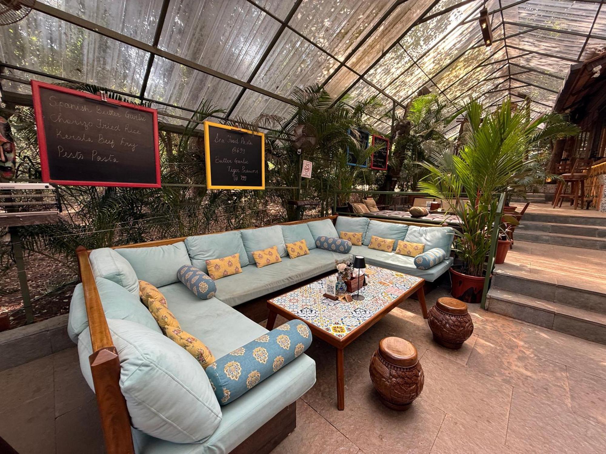 Lar Amorosa Boutique Hotel - Goa Калангуте Екстериор снимка