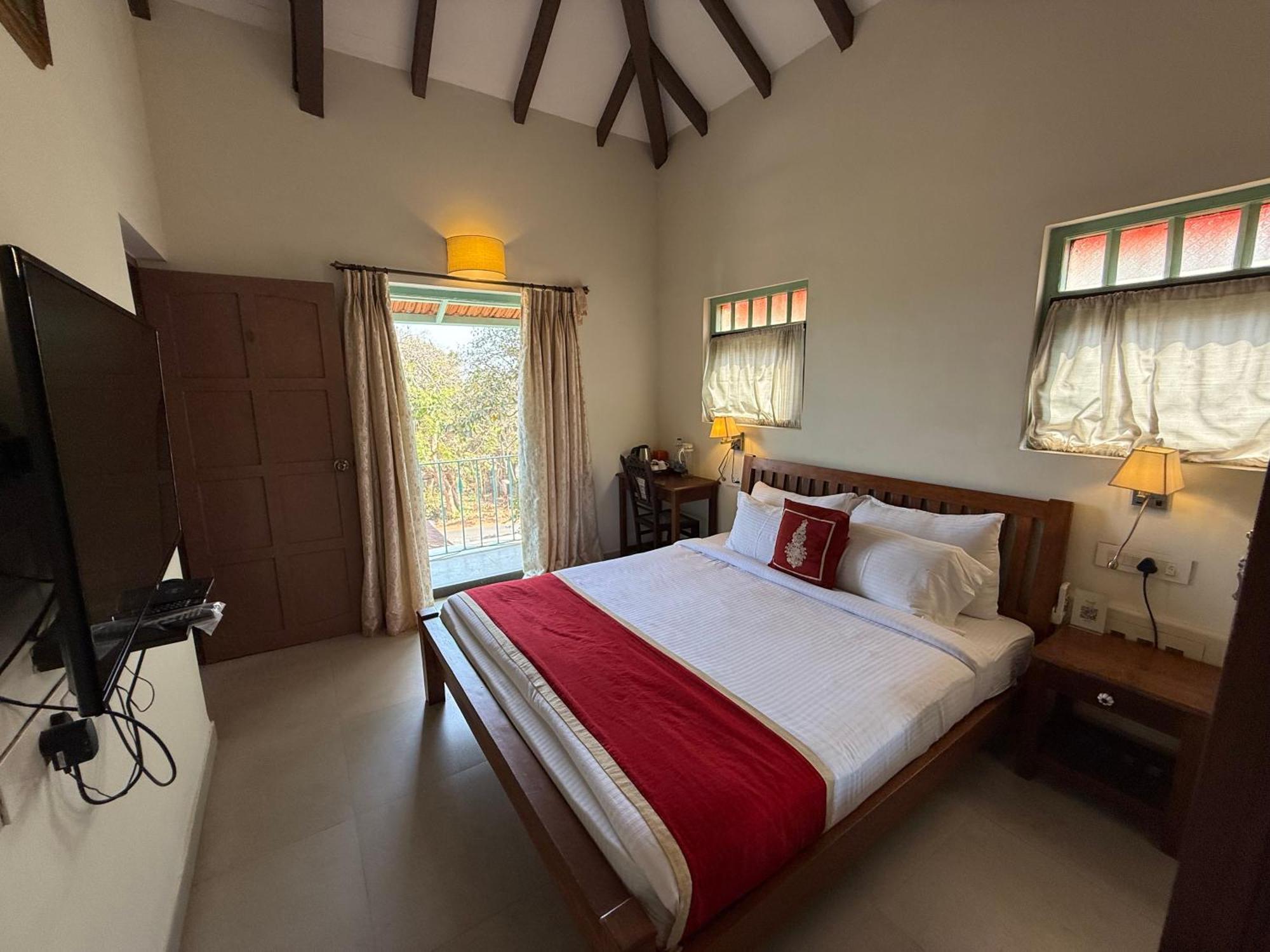 Lar Amorosa Boutique Hotel - Goa Калангуте Екстериор снимка