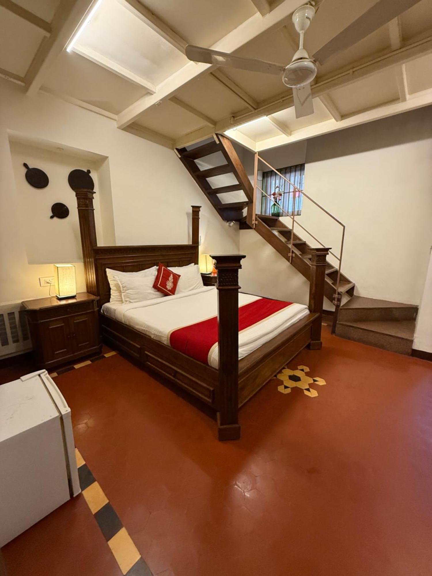 Lar Amorosa Boutique Hotel - Goa Калангуте Екстериор снимка
