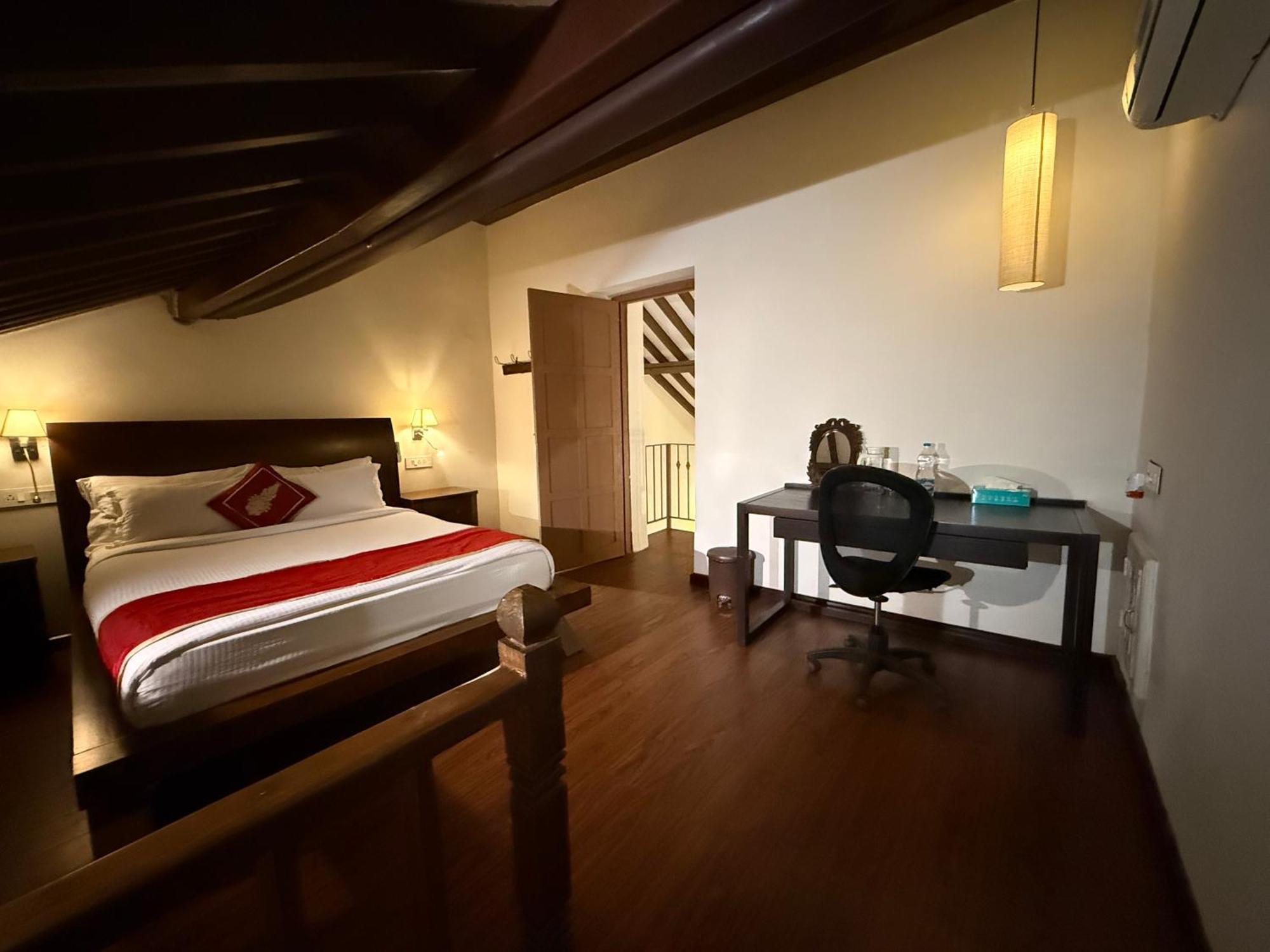 Lar Amorosa Boutique Hotel - Goa Калангуте Екстериор снимка