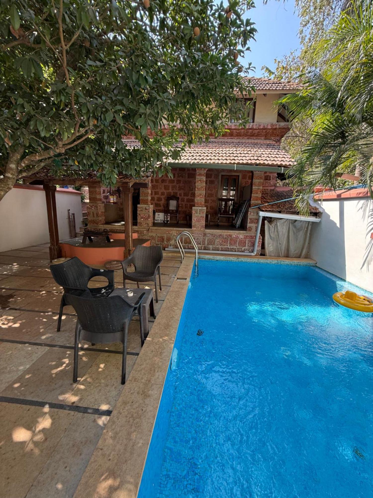 Lar Amorosa Boutique Hotel - Goa Калангуте Екстериор снимка
